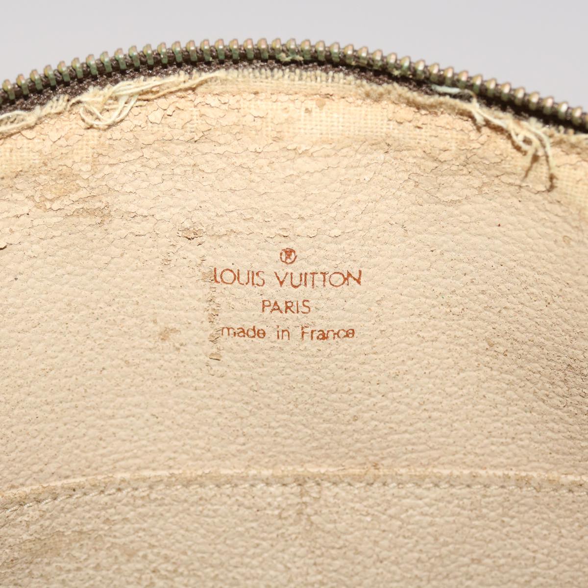 LOUIS VUITTON Monogram Trousse Demi Ronde Cosmetic Pouch M47520 LV 46813