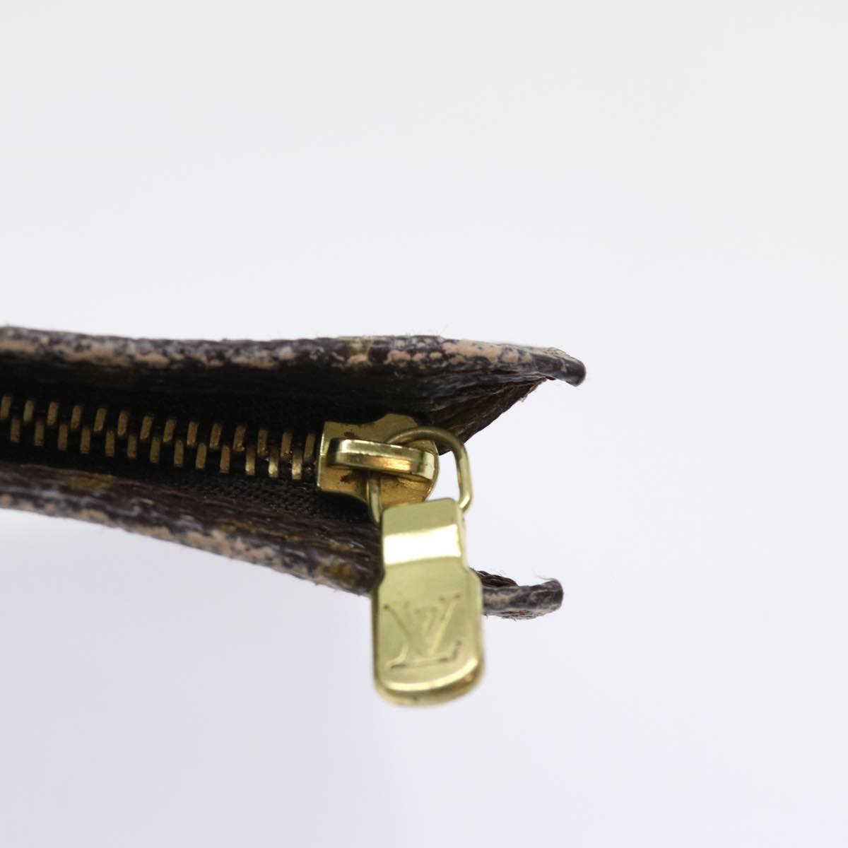 LOUIS VUITTON Monogram Bucket GM Pouch Accessory Pouch LV 46815