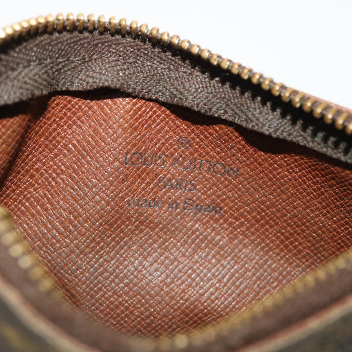 LOUIS VUITTON Monogram Pochette Cles Coin Purse M62650 LV 46828