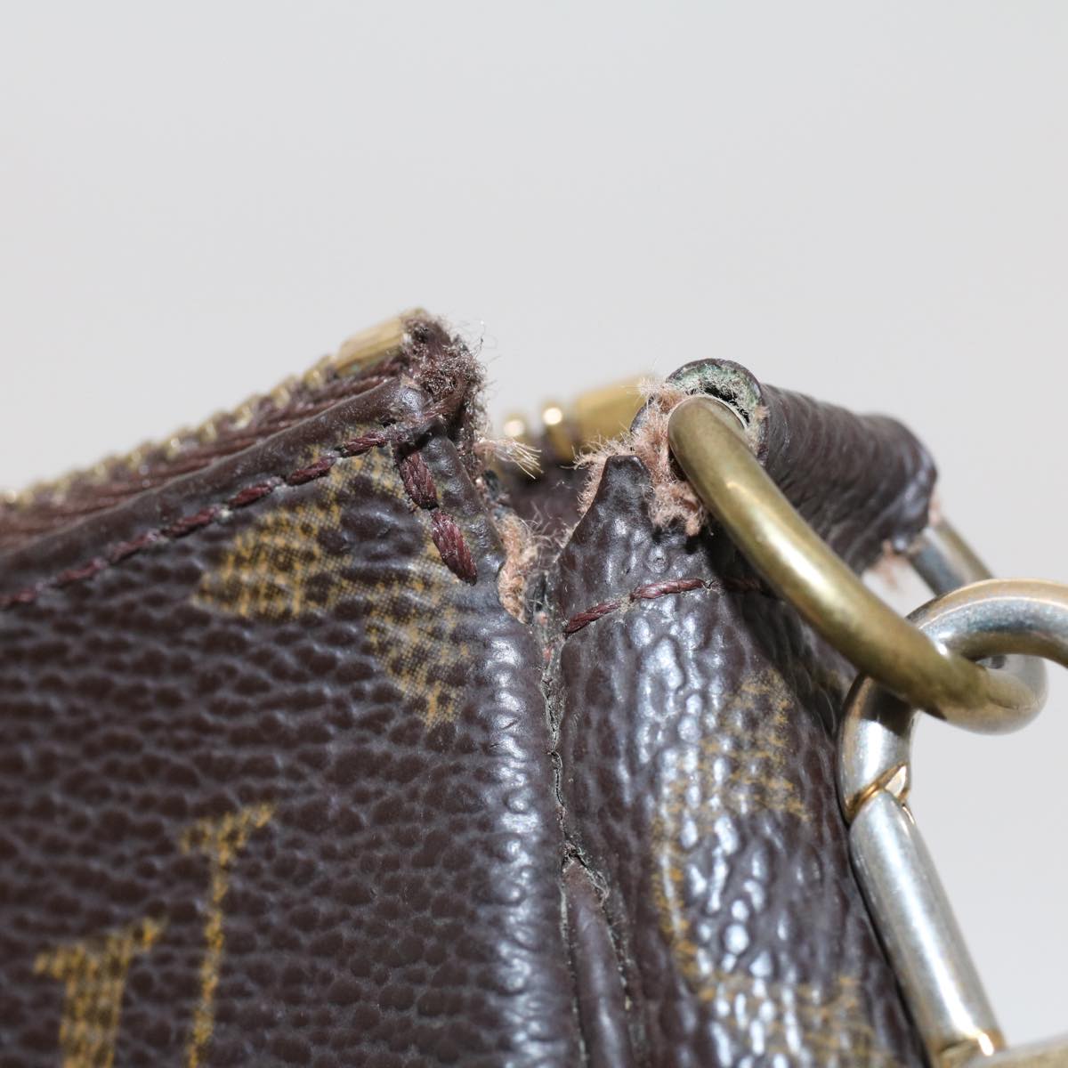 LOUIS VUITTON Monogram Pochette Accessoires Pouch M51980 LV 46835