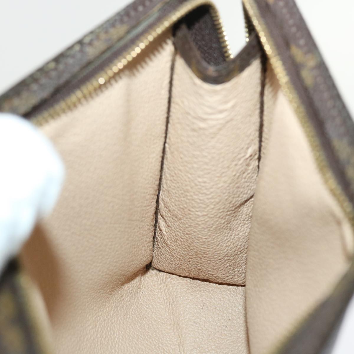 LOUIS VUITTON Monogram Poche Toilette 19 Pouch M47544 LV 46848