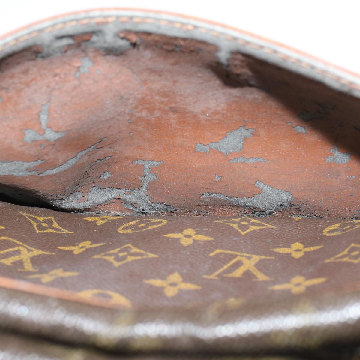 LOUIS VUITTON Monogram Compiegne 28 Clutch Bag M51845 LV 46900