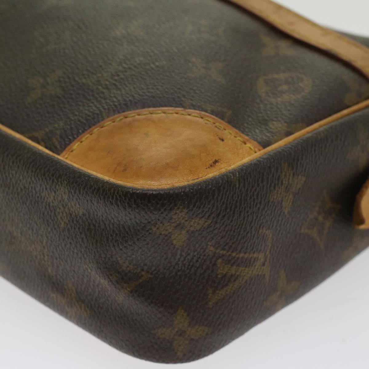 LOUIS VUITTON Monogram Compiegne 28 Clutch Bag M51845 LV 46900