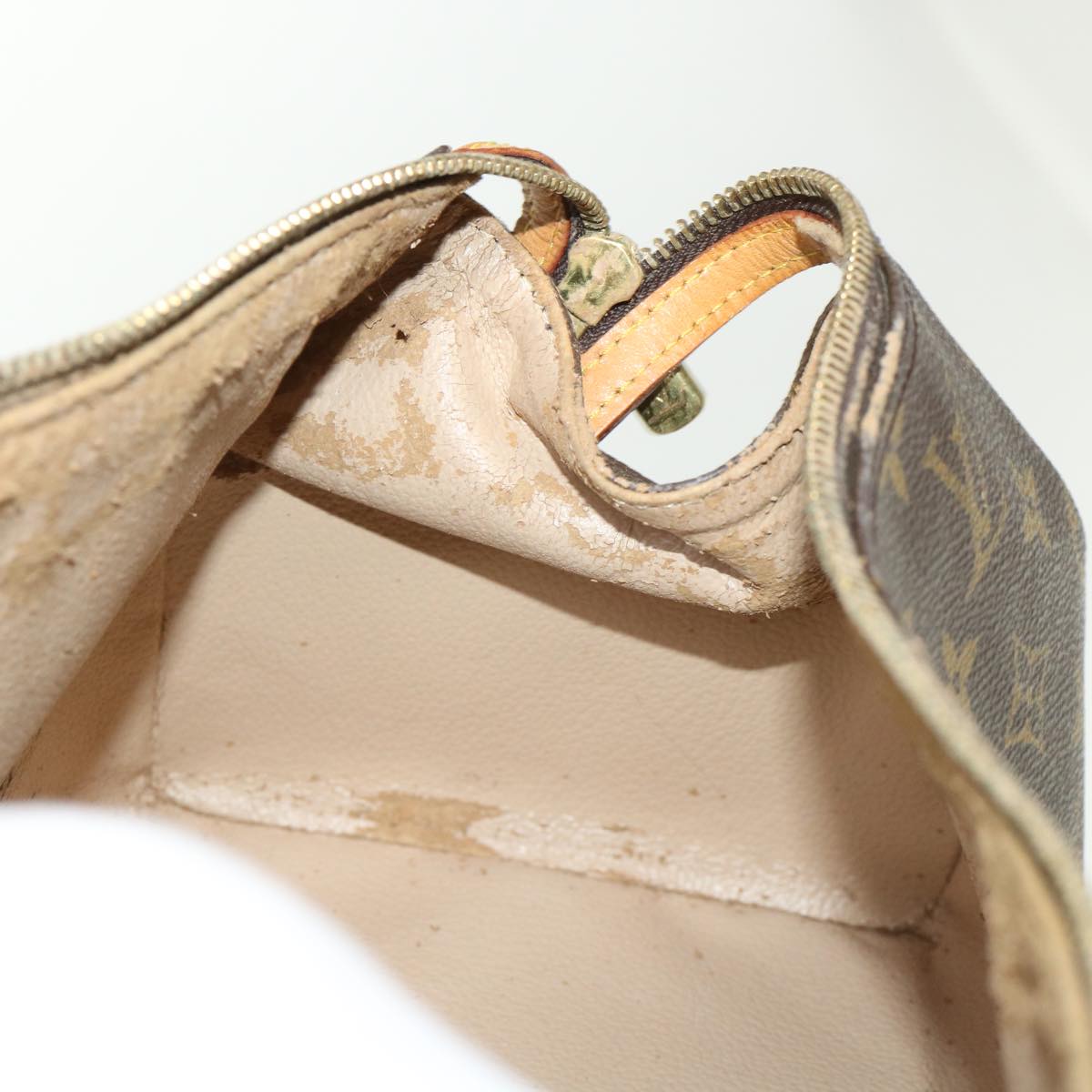 LOUIS VUITTON Monogram Trousse Patte Pression Cosmetic Pouch M47636 46903