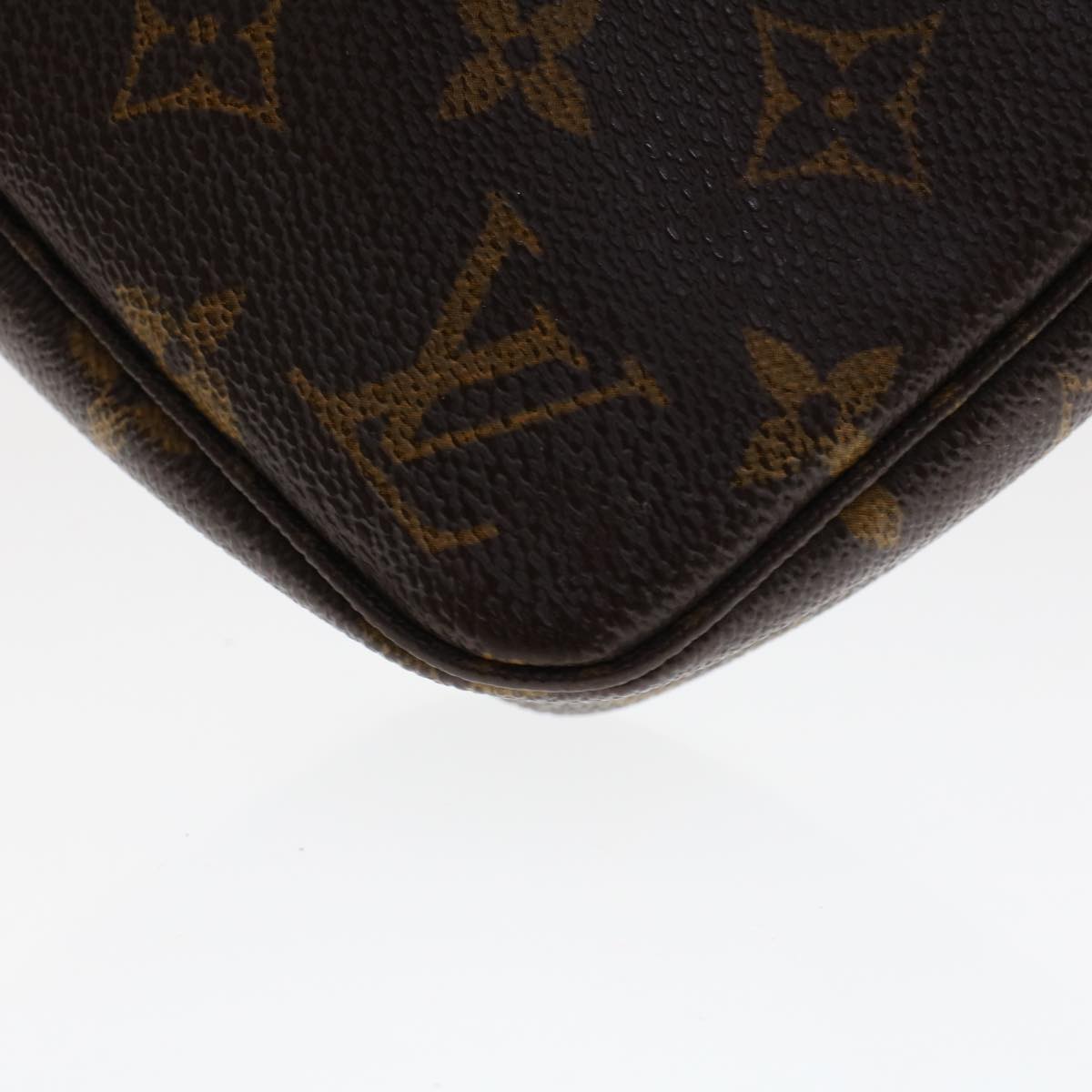 LOUIS VUITTON Monogram Pochette Accessoires Pouch M51980 LV 46905