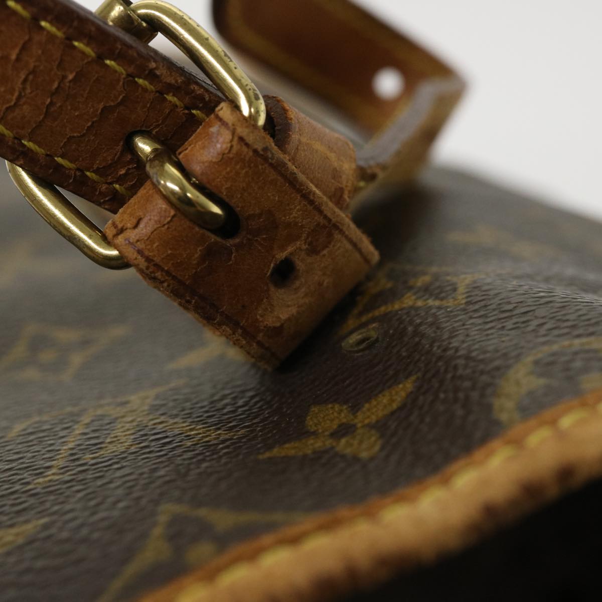 LOUIS VUITTON Monogram Bucket GM Shoulder Bag M42236 LV 46916