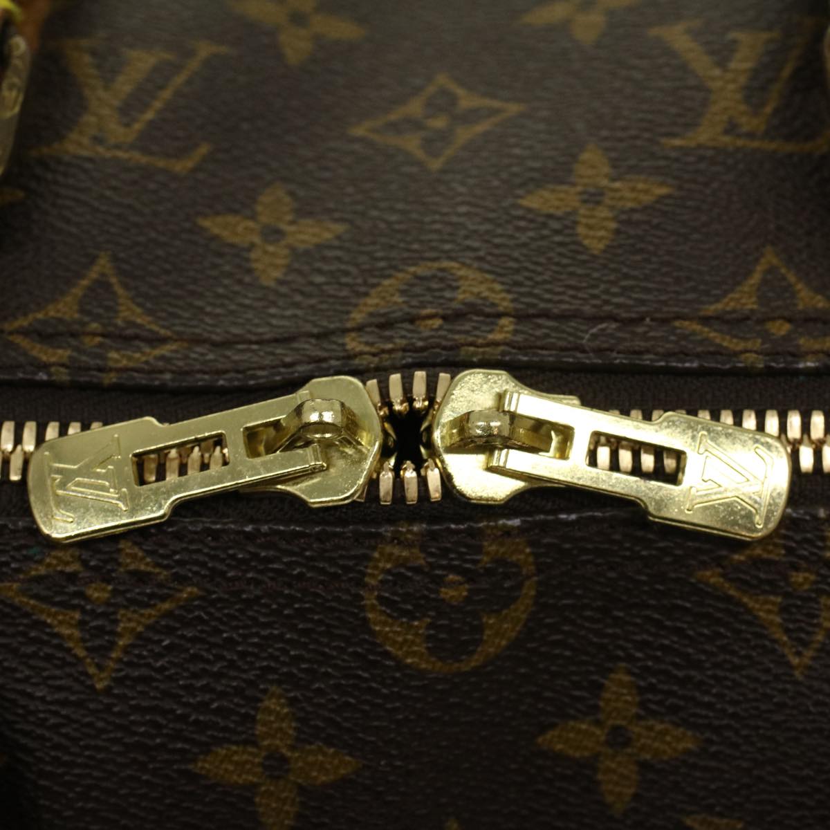 LOUIS VUITTON Monogram Keepall 50 Boston Bag M41426 LV 46927