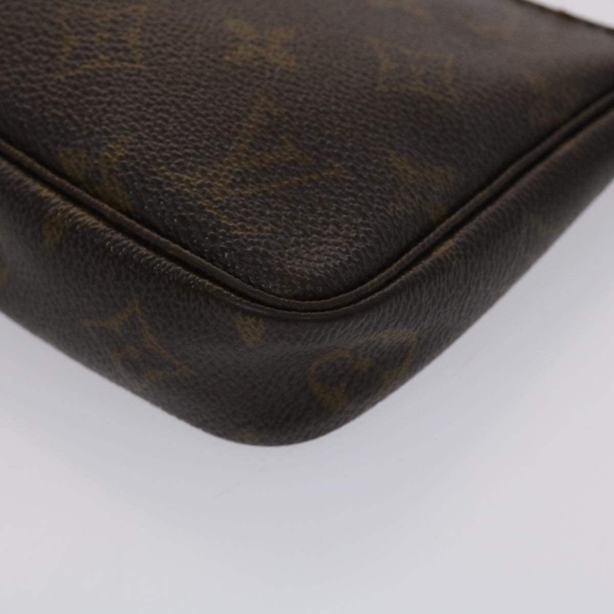 LOUIS VUITTON Monogram Pochette Accessoires Pouch M51980 LV 46988