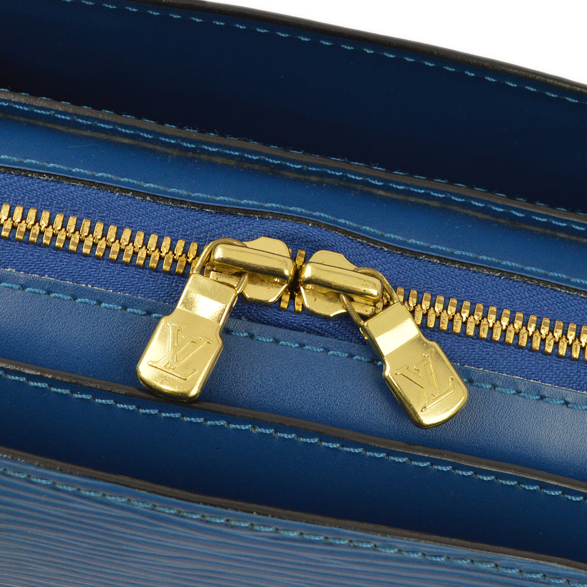Louis Vuitton 1998 Blue Epi Pont Neuf Handbag M52055