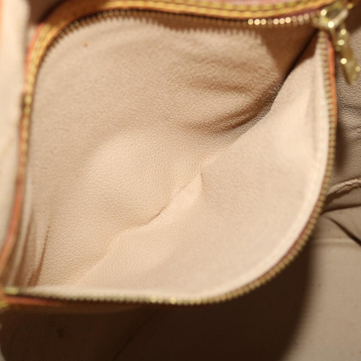 LOUIS VUITTON Monogram Bucket GM Shoulder Bag M42236 LV 47018