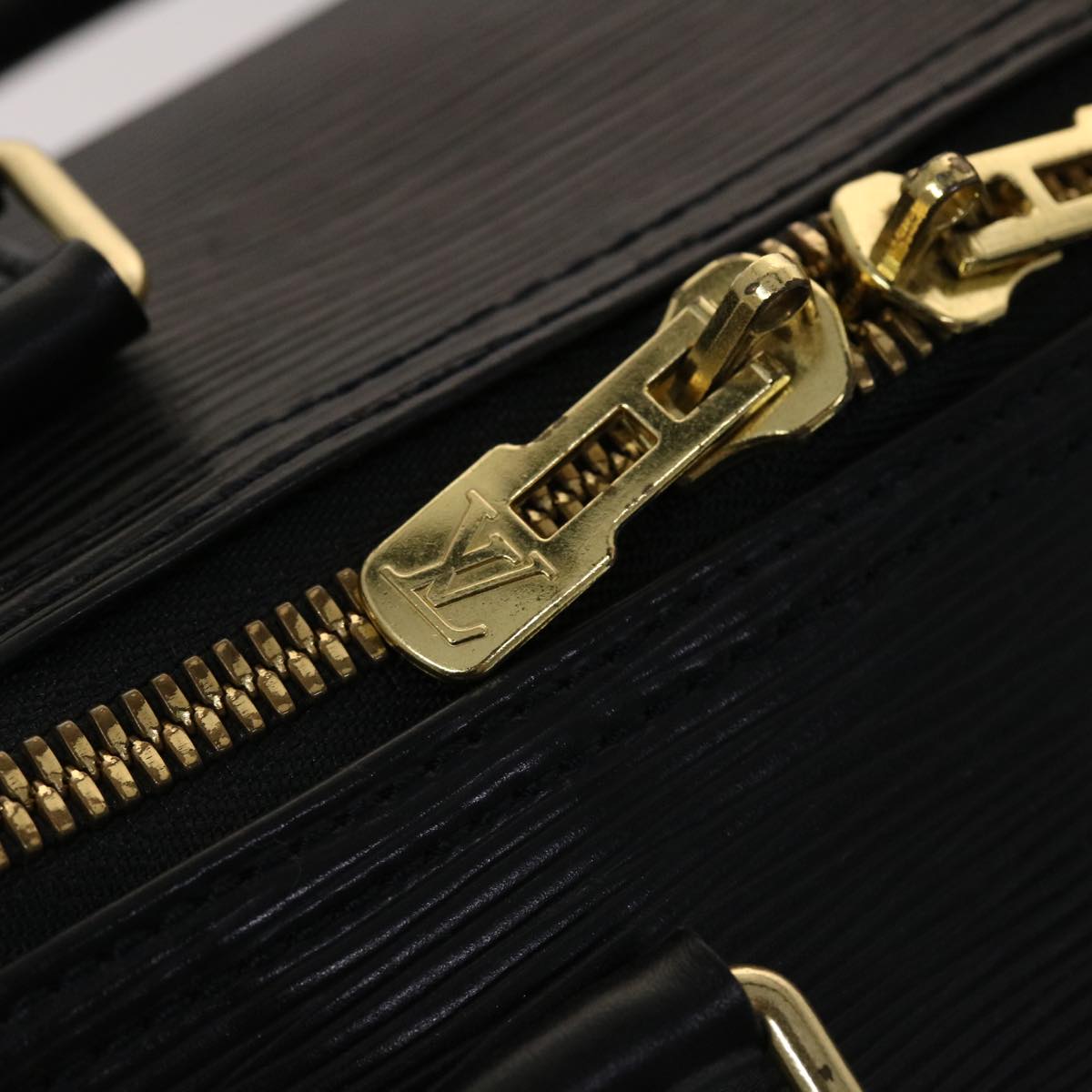 LOUIS VUITTON Epi Keepall 45 Boston Bag Noir M42972 LV 47047