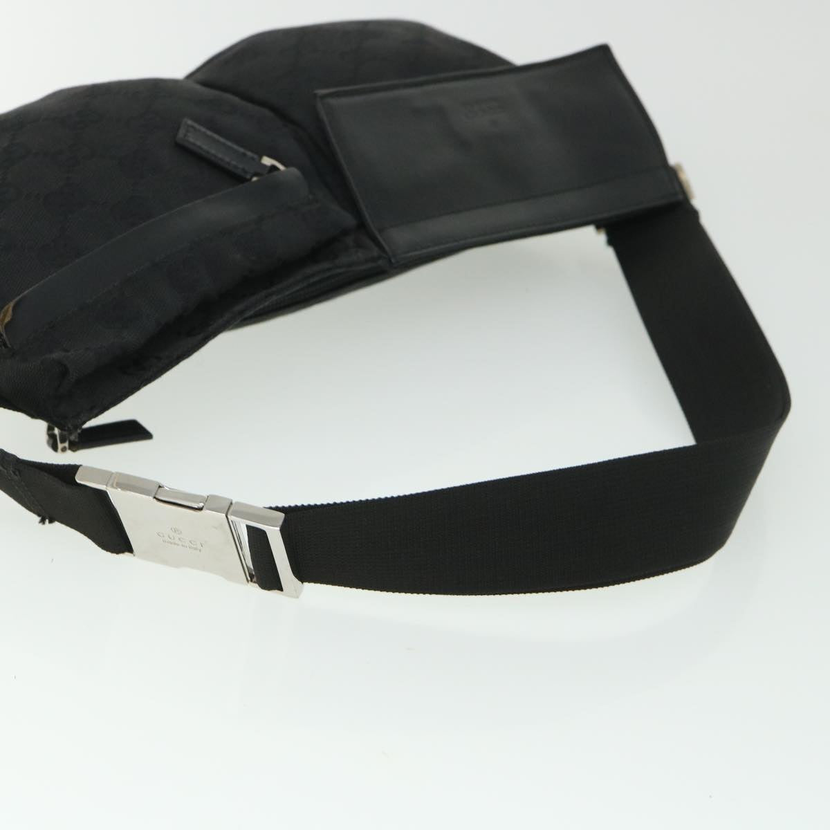 Gucci Gg Canvas  Canvas Shoulder Bag ()