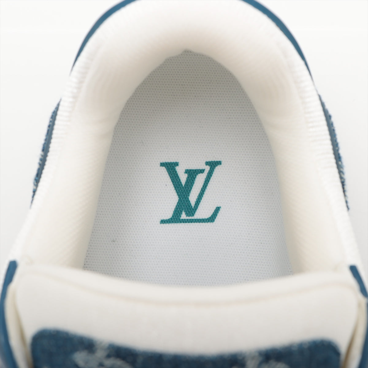 Louis Vuitton LV Trainer Line 23 Years Denim x Leather Sneaker 7 1/2 Men Blue x White BM0213 Monogram Denim X