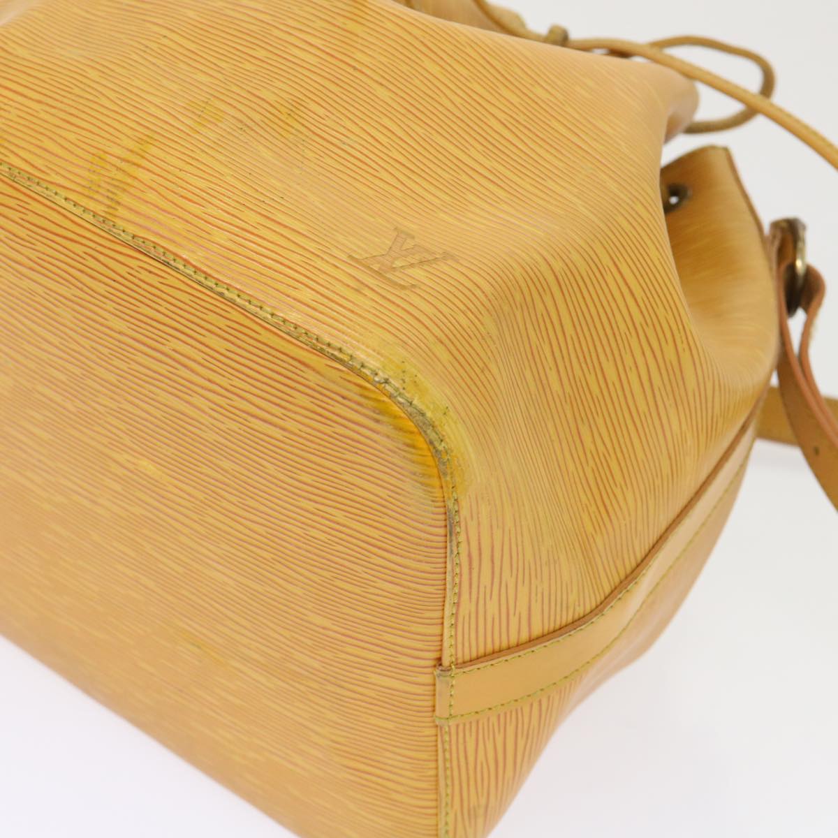 LOUIS VUITTON Epi Petit Noe Shoulder Bag Tassili Yellow M44109 LV 47833