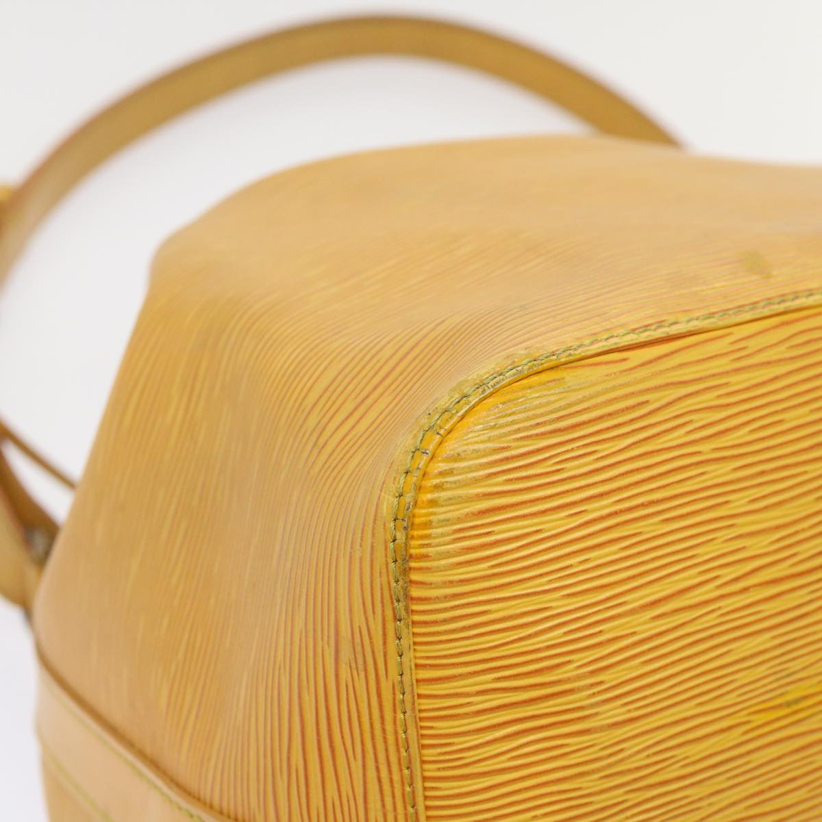 LOUIS VUITTON Epi Petit Noe Shoulder Bag Tassili Yellow M44109 LV 47833