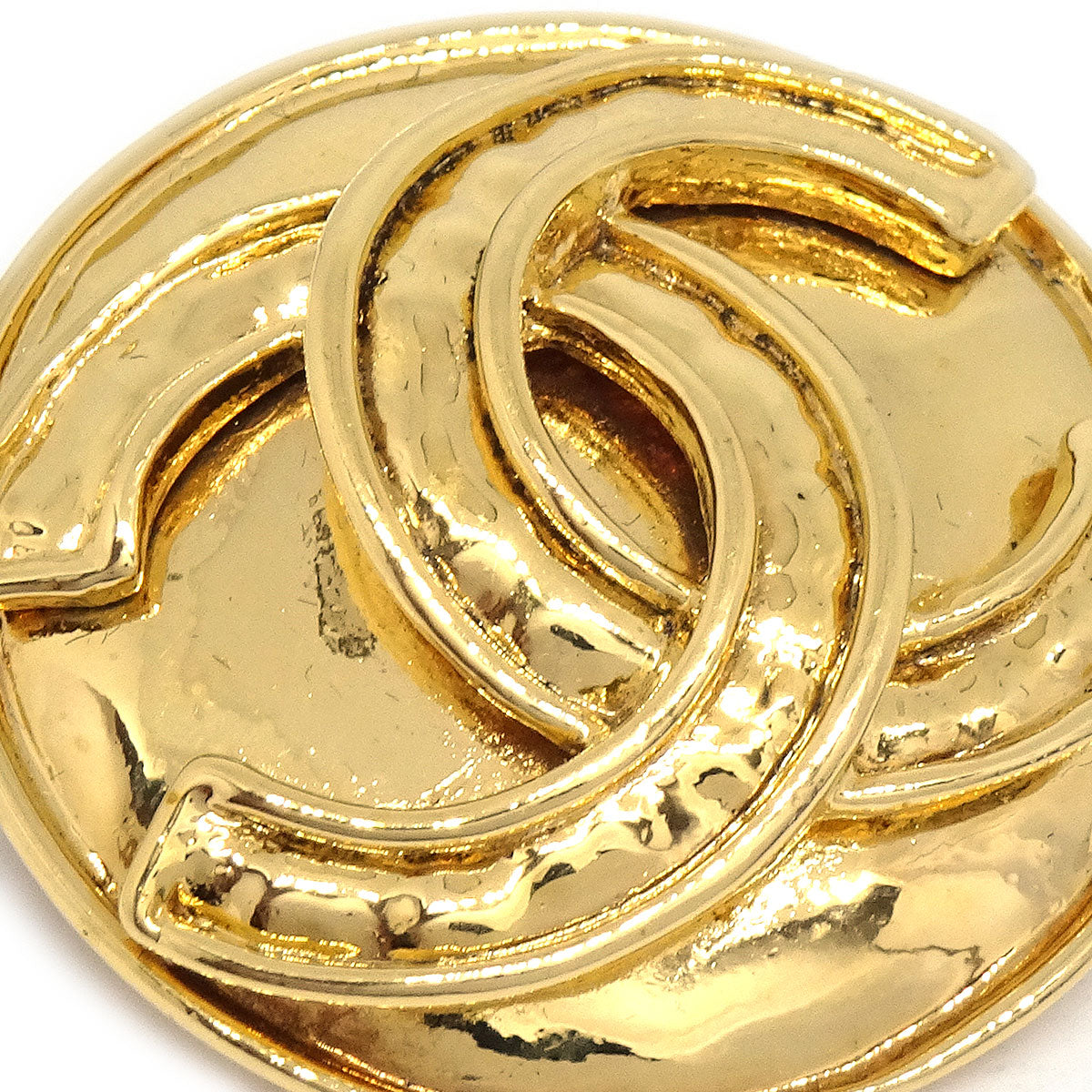 Luxury Chanel 1994 CC Round Brooch Pin Gold Small