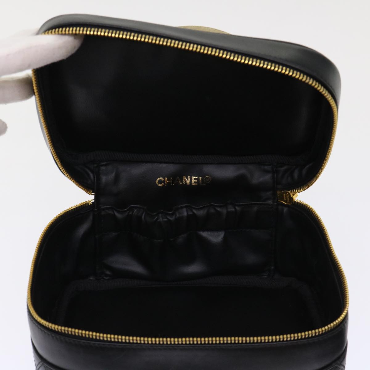 CHANEL Vanity Cosmetic Pouch Lamb Skin Beige CC  49478A