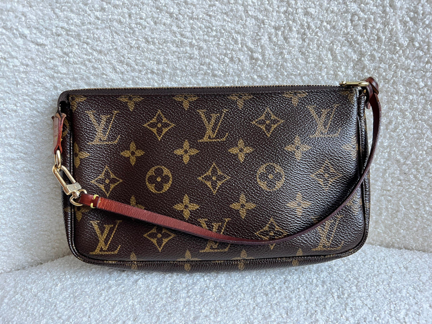 Louis Vuitton Vintage Pochette Accessoires Monogram