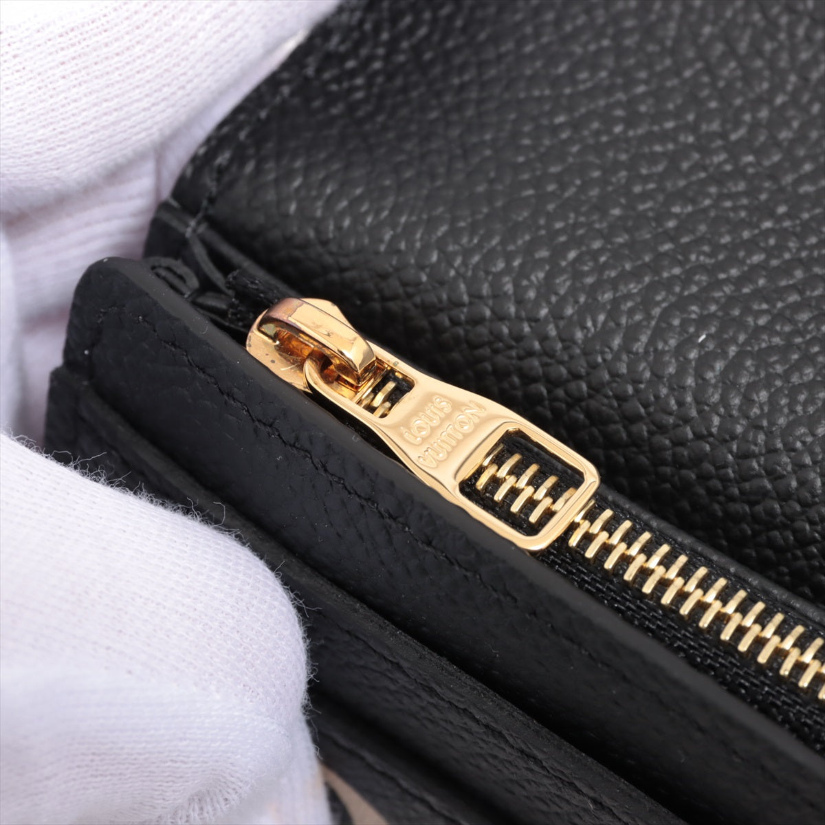 Louis Vuitton Bi-Color Monogram Implant Portefolio Sarah M80496 Noneir Long   Wallet