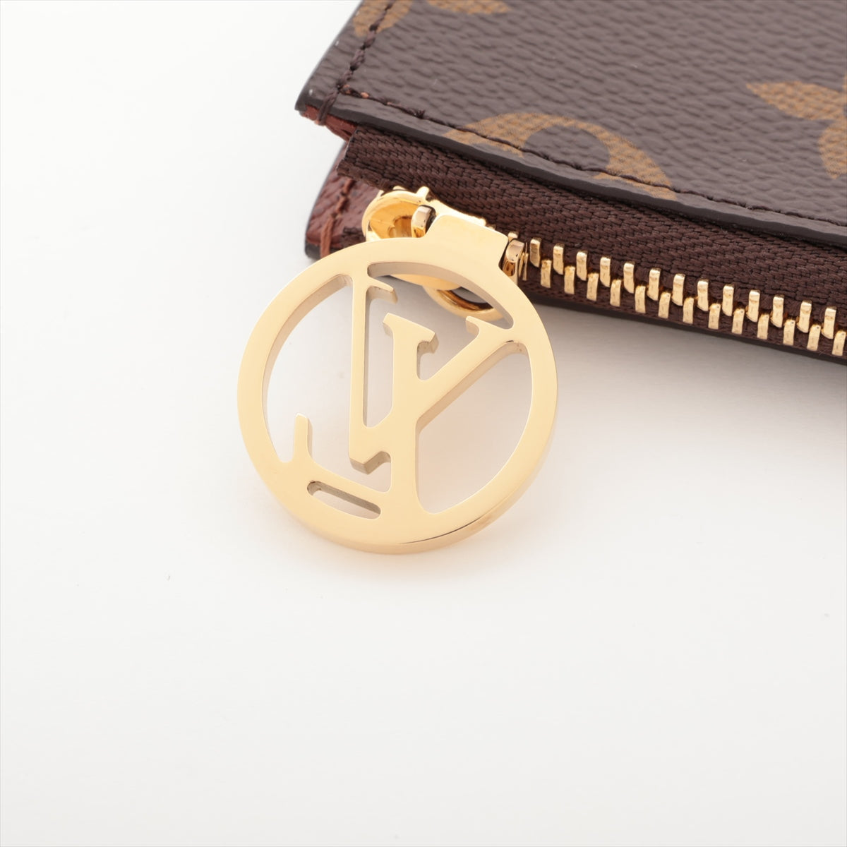 Louis Vuitton Monogram Port Jaeger Le Coultre Romy   Brown Card Case M81880  Reaction
