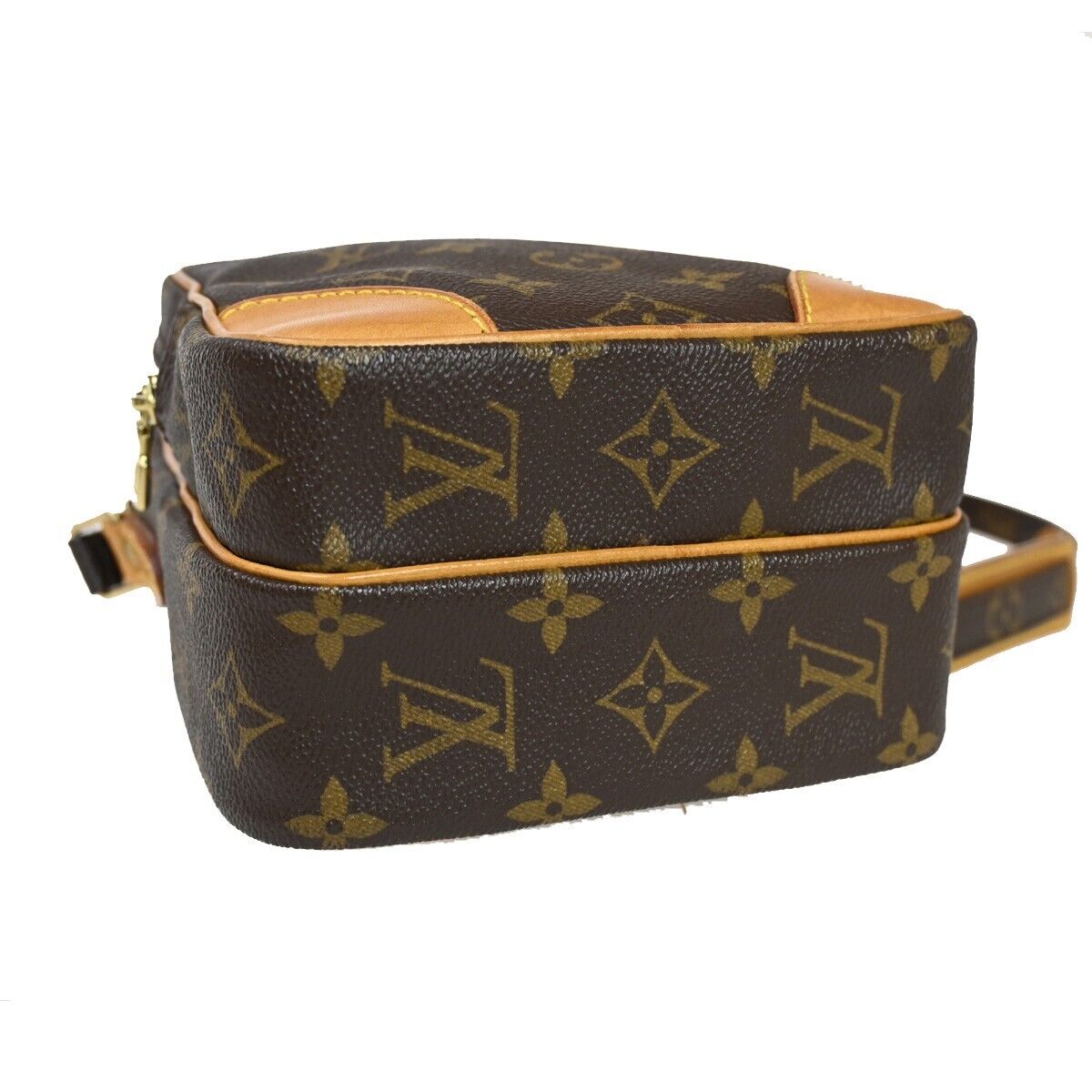 Louis Vuitton Amazon  Canvas Shoulder Bag ()