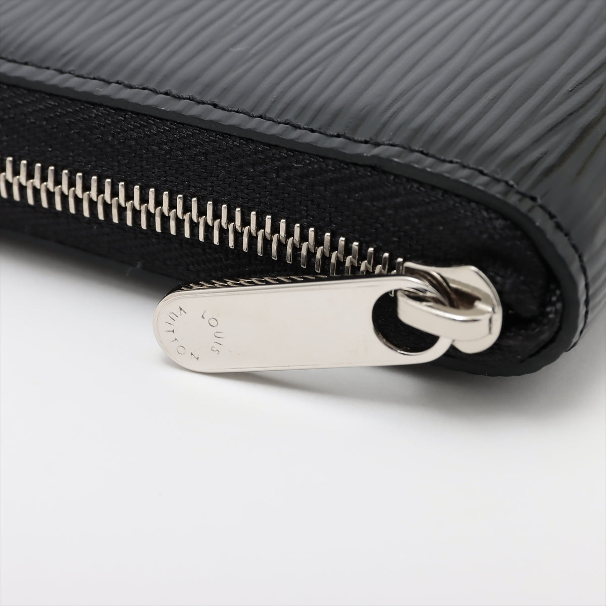 Louis Vuitton Epi Zippyr Coin Pass M60152 Black Coin Case