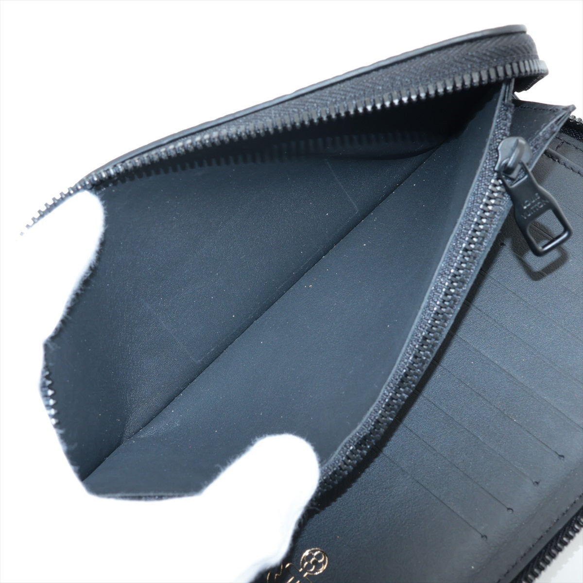 Louis Vuitton  Zippie Wallet Vertical M69047 Noneir Round Zip Wallet