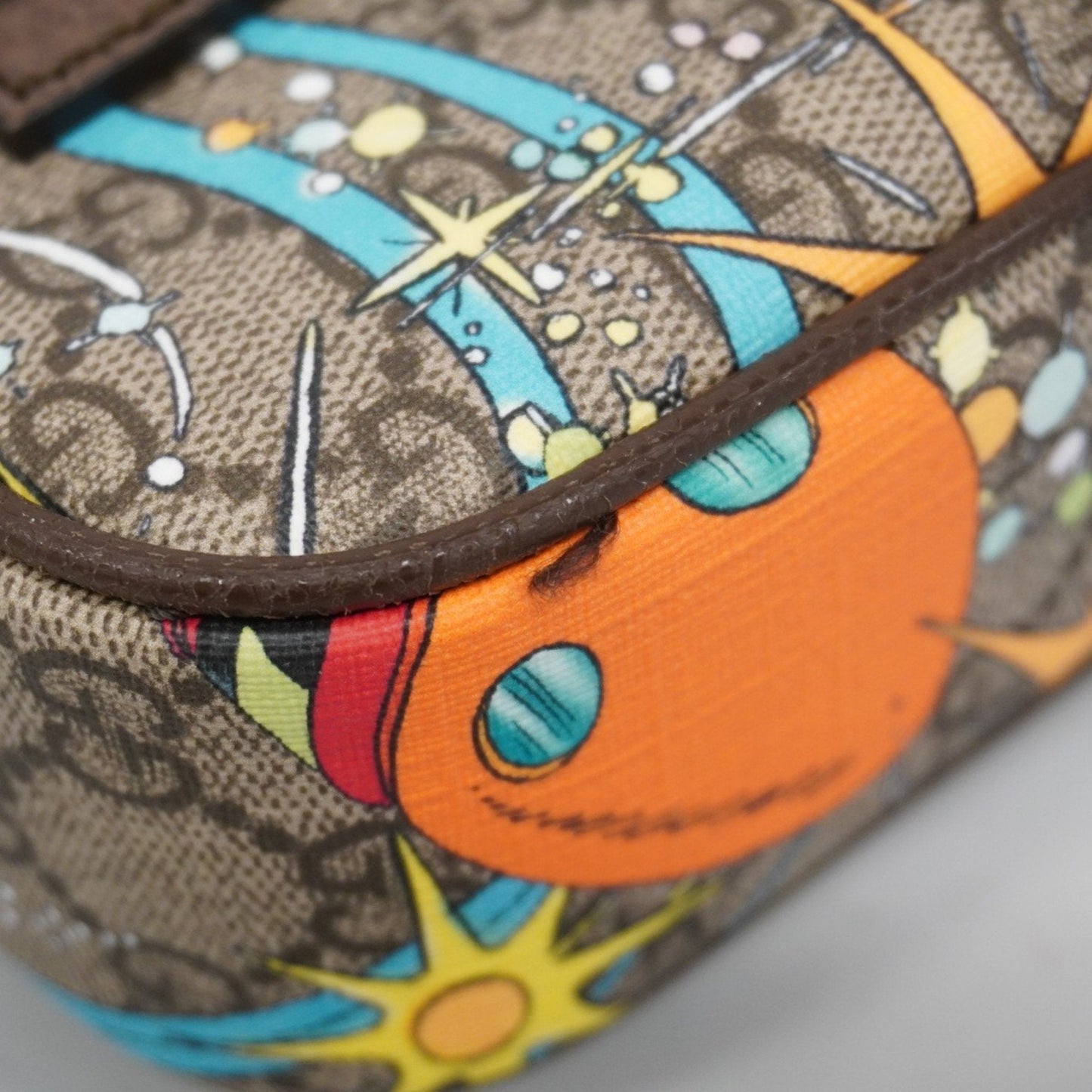 Gucci  Canvas Clutch Bag ()
