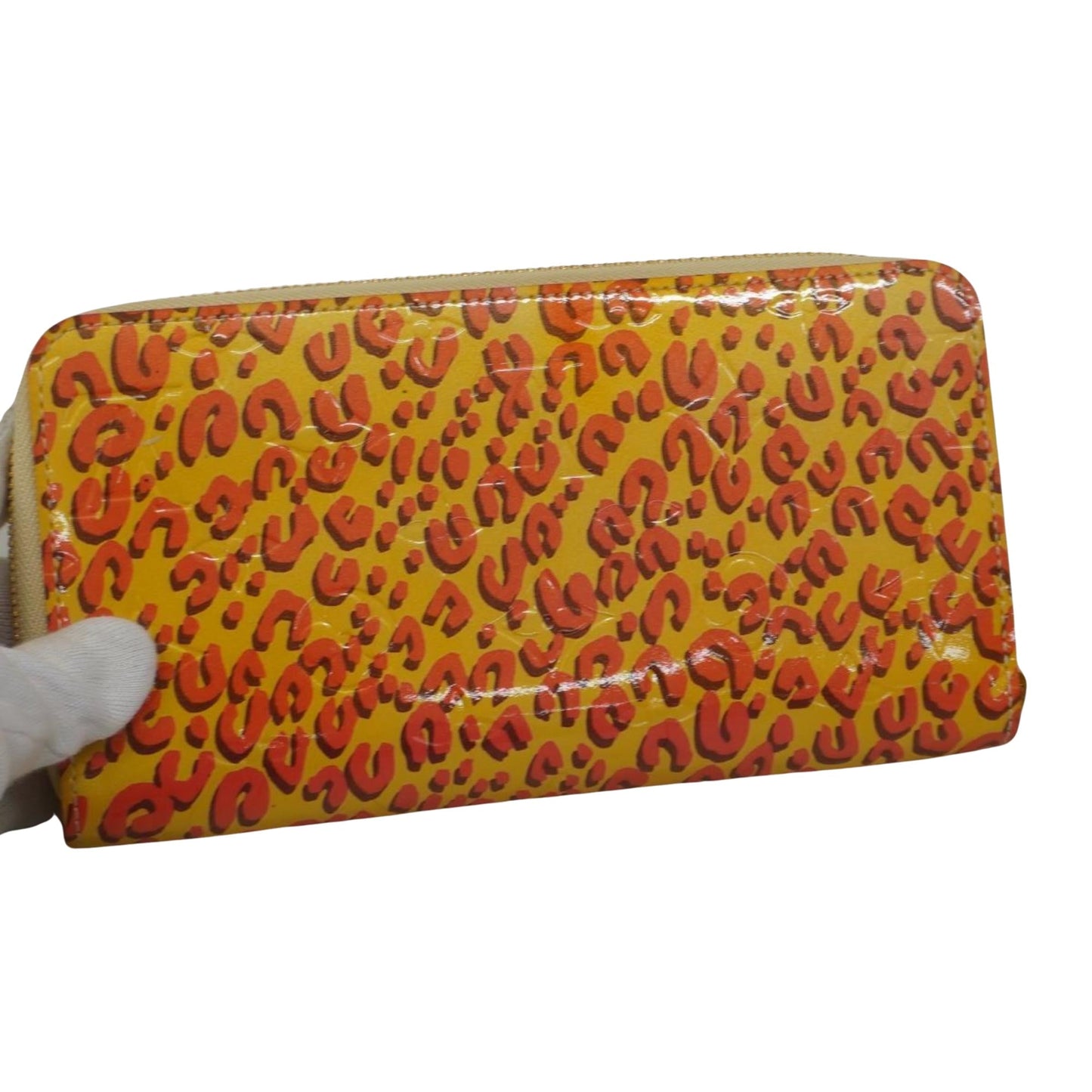 Louis Vuitton Zippy  Patent Leather Wallet  ()