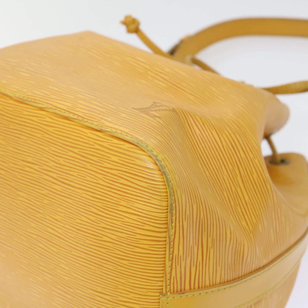 LOUIS VUITTON Epi Petit Noe Shoulder Bag Tassili Yellow M44109 LV 50978