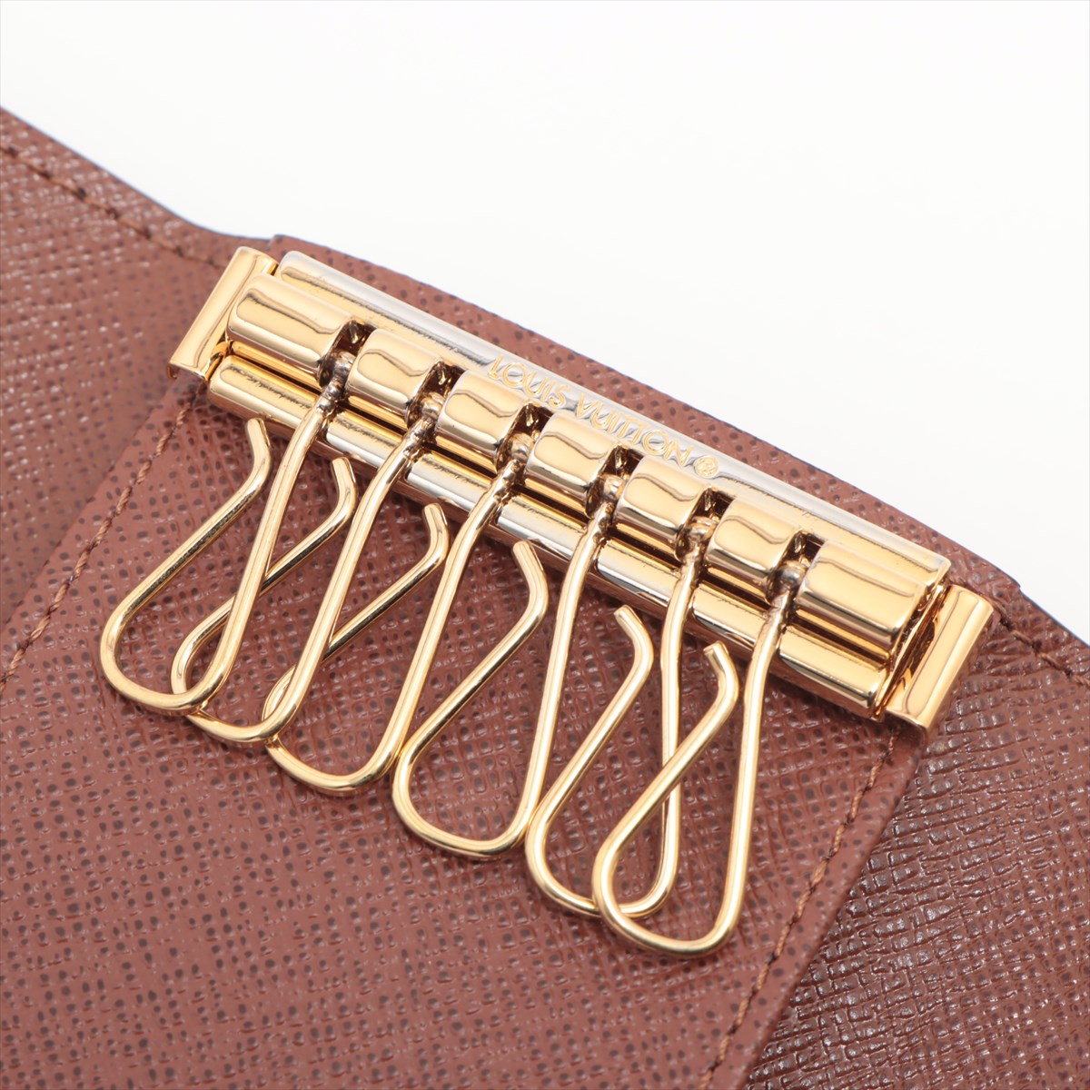 Louis Vuitton Monogram Multicell 6 M62630 Brown Keycase  Reaction