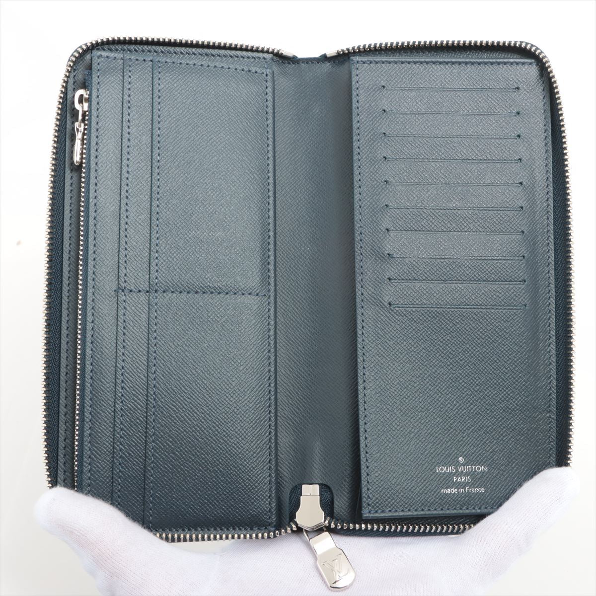Louis Vuitton Taiga Zippy Wallet Vertical M30510 Navy Wallet