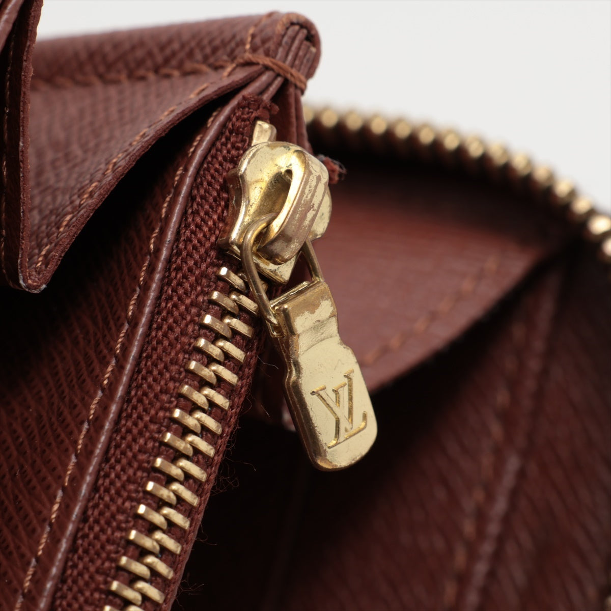 Louis Vuitton Monogram  Wallet M60017 Brown Round Zip Wallet