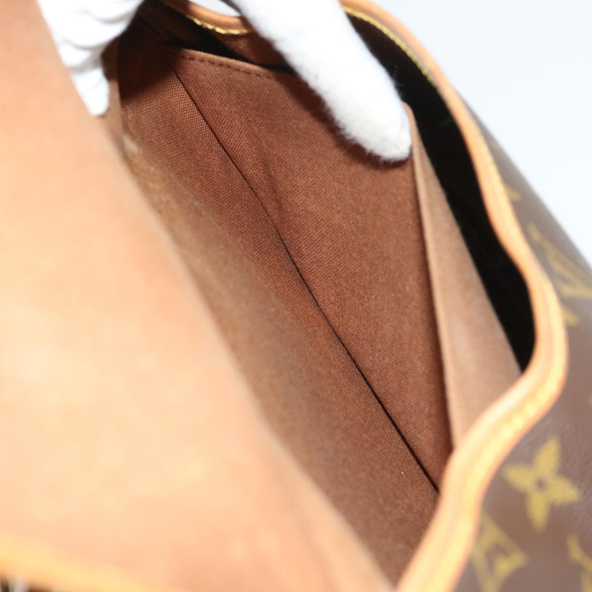 LOUIS VUITTON Monogram Saumur 30 Shoulder Bag M42256 LV 52649