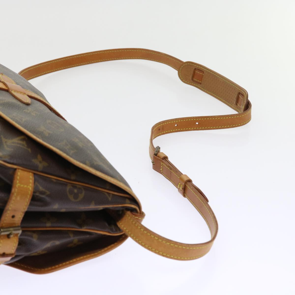LOUIS VUITTON Monogram Saumur 30 Shoulder Bag M42256 LV 52649