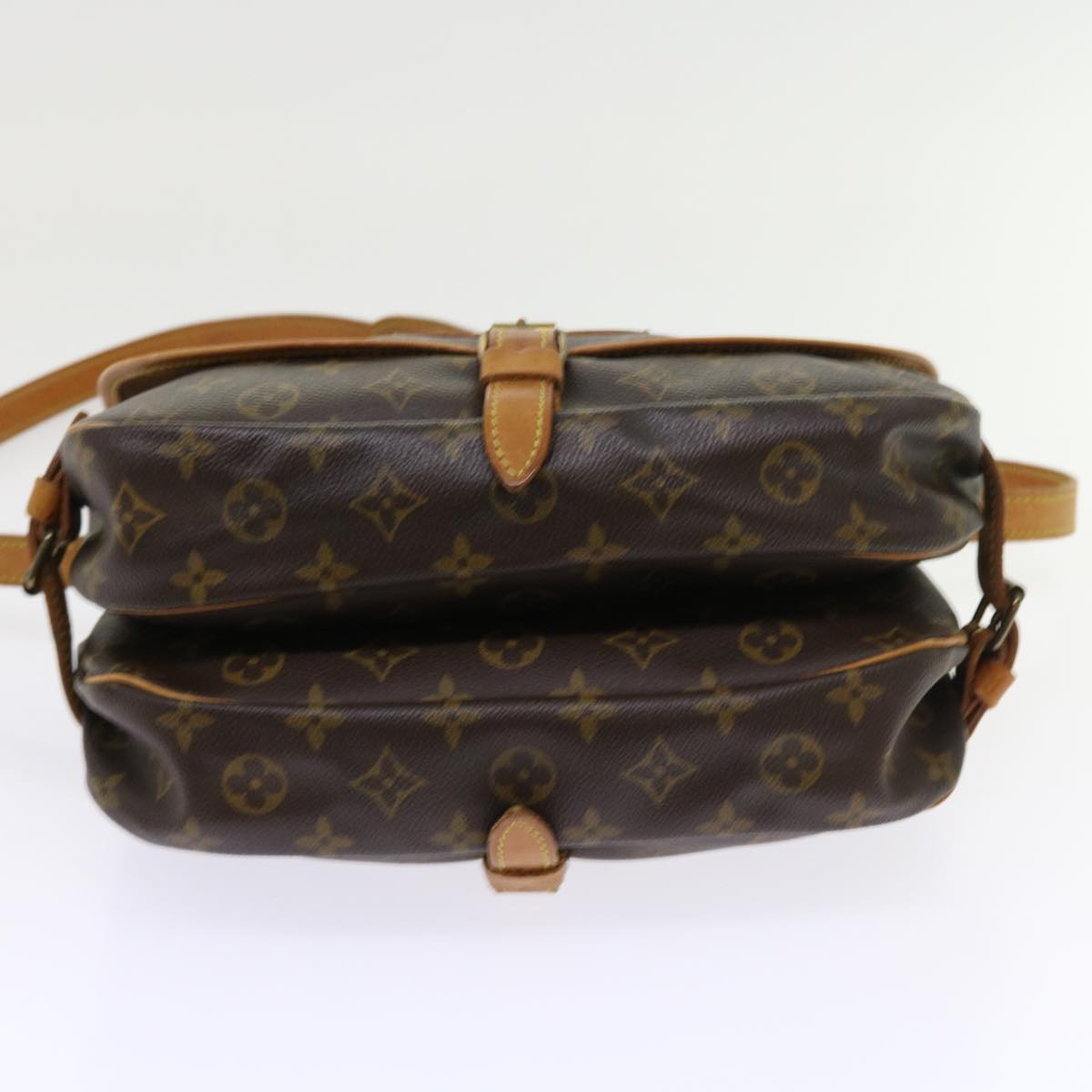 LOUIS VUITTON Monogram Saumur 30 Shoulder Bag M42256 LV 52649