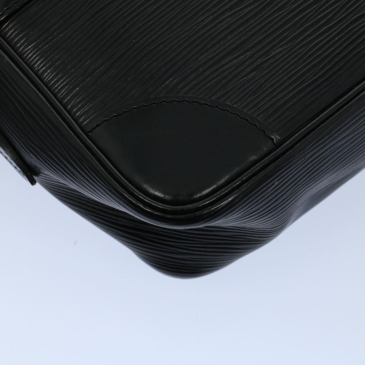 LOUIS VUITTON Epi Trocadero 27 Shoulder Bag Black M52312 LV 52696