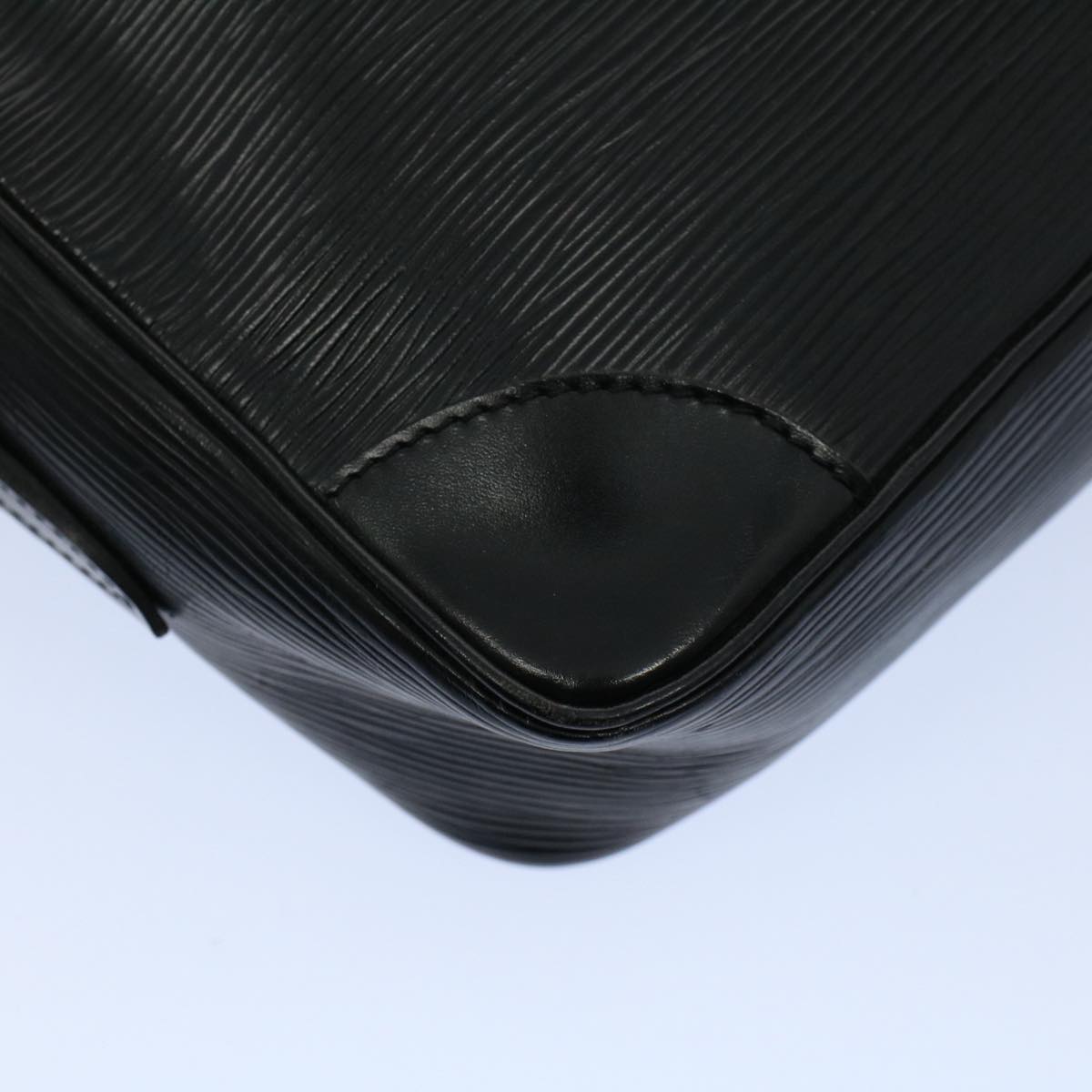LOUIS VUITTON Epi Trocadero 27 Shoulder Bag Black M52312 LV 52696