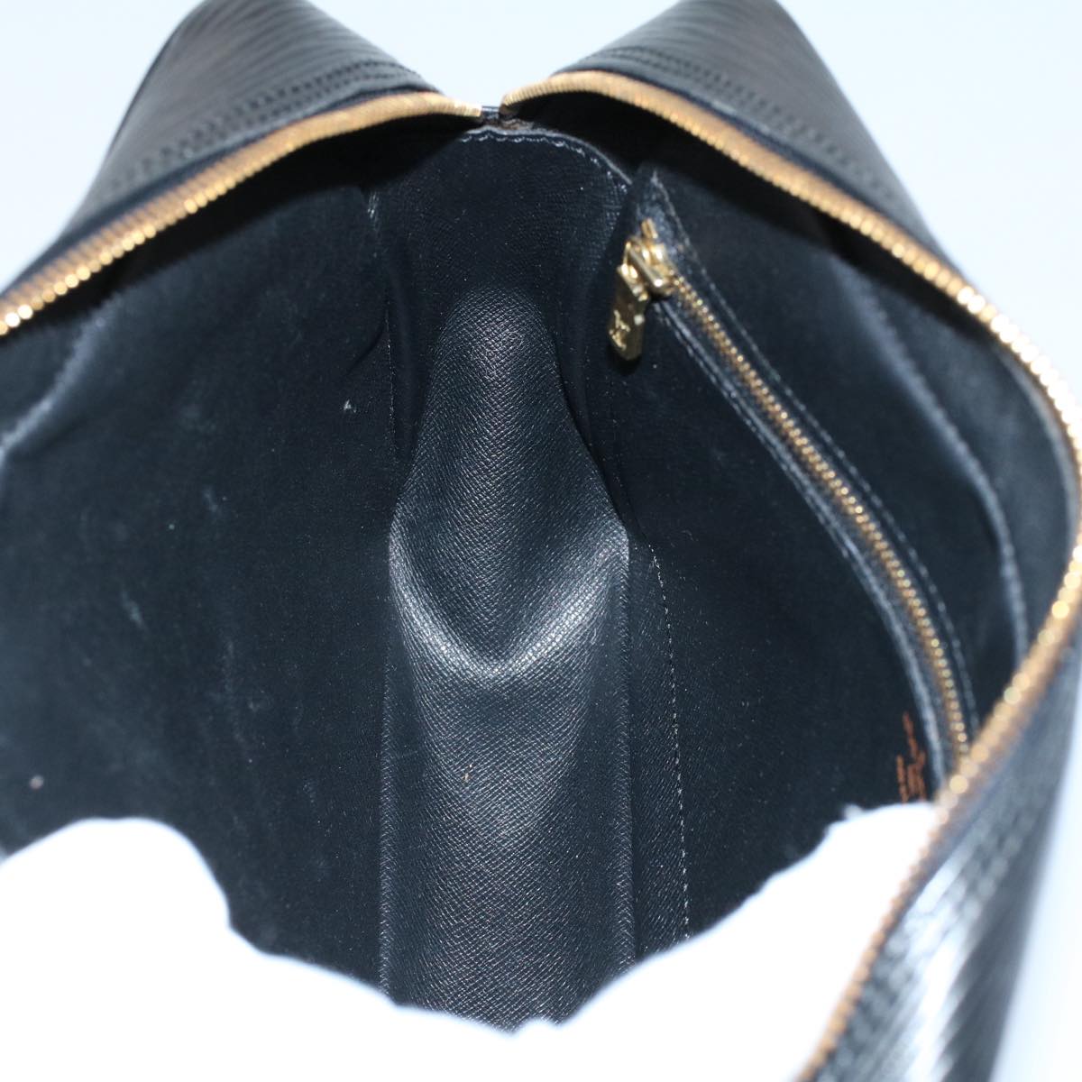 LOUIS VUITTON Epi Trocadero 27 Shoulder Bag Black M52312 LV 52696