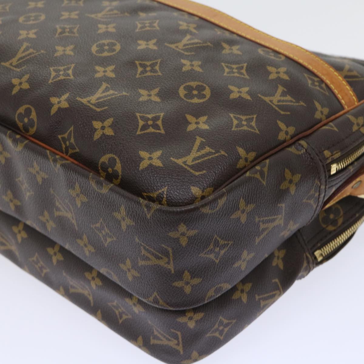 LOUIS VUITTON Monogram Reporter GM Shoulder Bag M45252 LV 52797