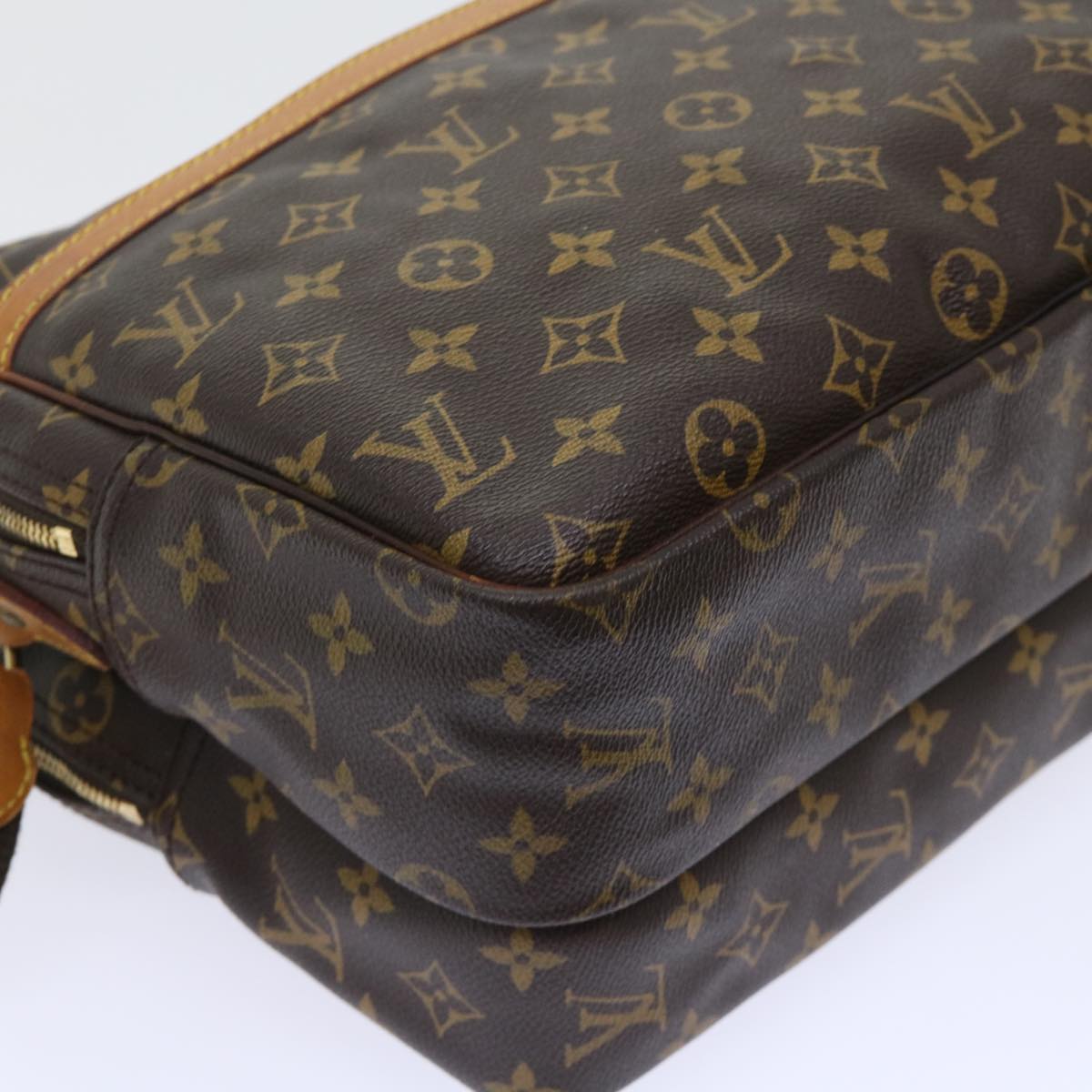 LOUIS VUITTON Monogram Reporter GM Shoulder Bag M45252 LV 52797
