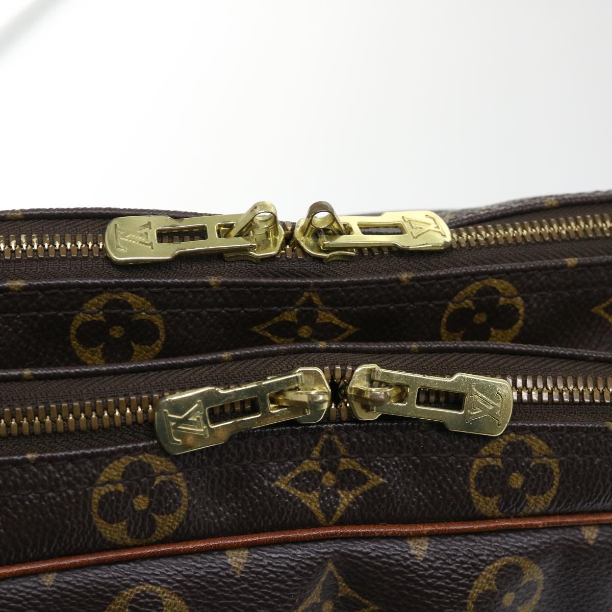 LOUIS VUITTON Monogram Reporter GM Shoulder Bag M45252 LV 52797