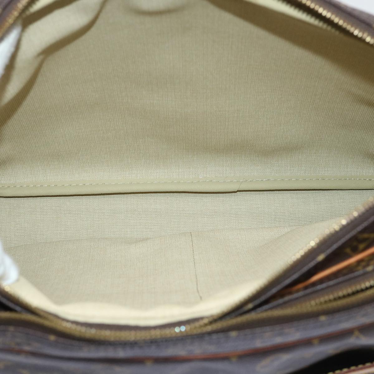 LOUIS VUITTON Monogram Reporter GM Shoulder Bag M45252 LV 52797