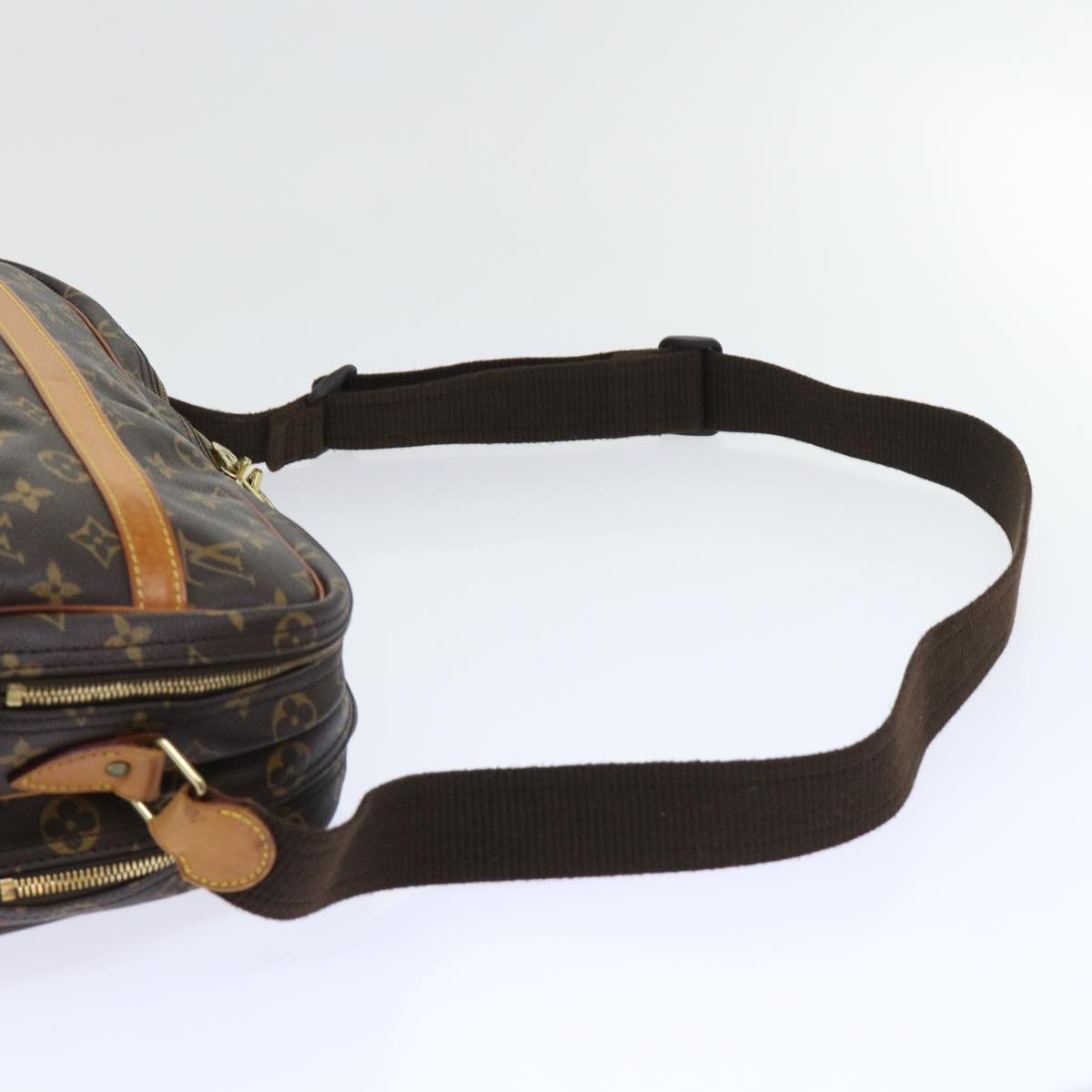 LOUIS VUITTON Monogram Reporter GM Shoulder Bag M45252 LV 52797