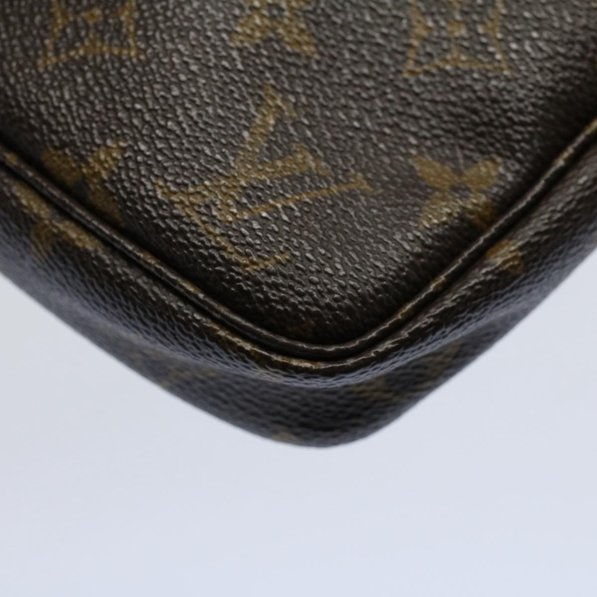 LOUIS VUITTON Monogram Pochette Accessoires Pouch M51980 LV 52928