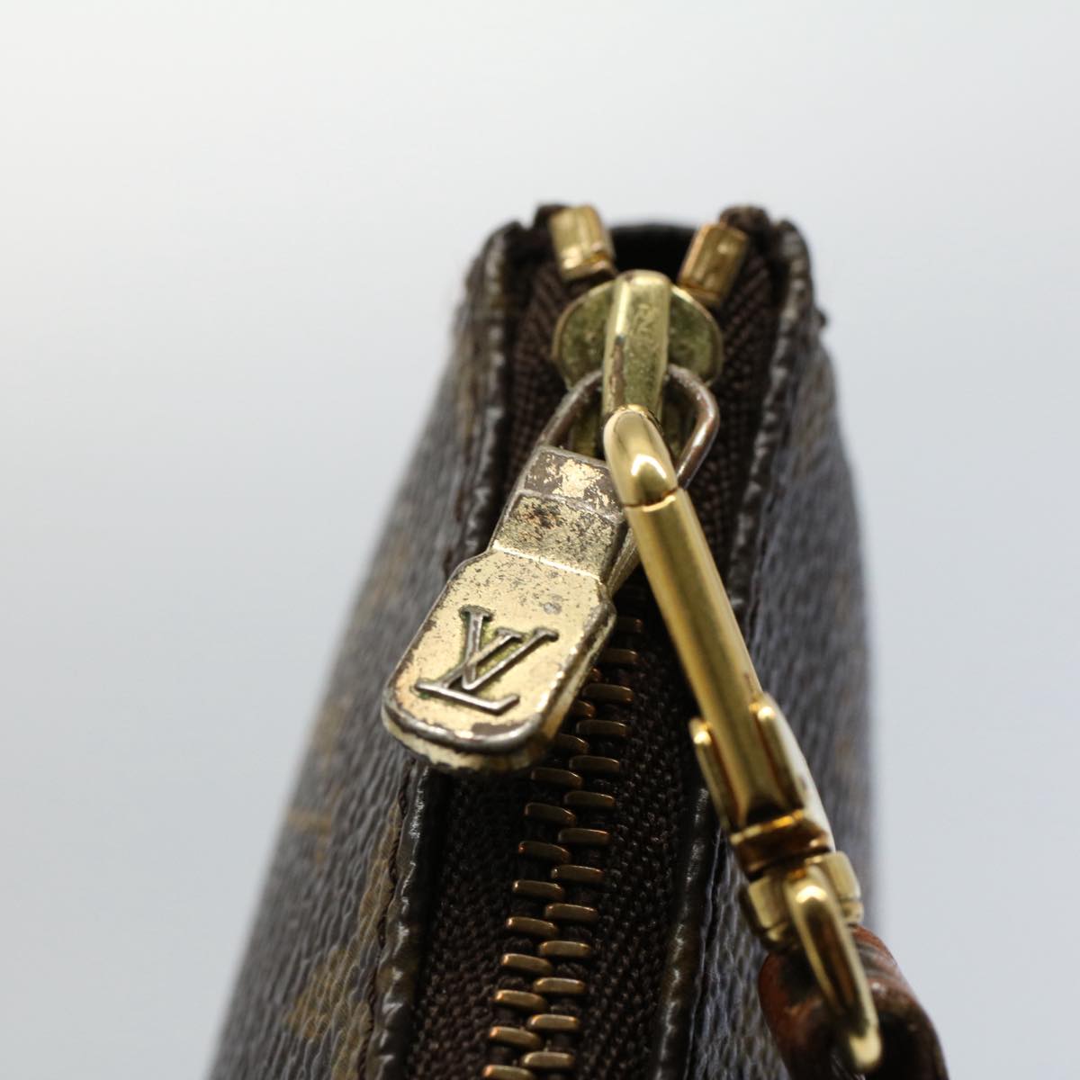 LOUIS VUITTON Monogram Pochette Accessoires Pouch M51980 LV 52928