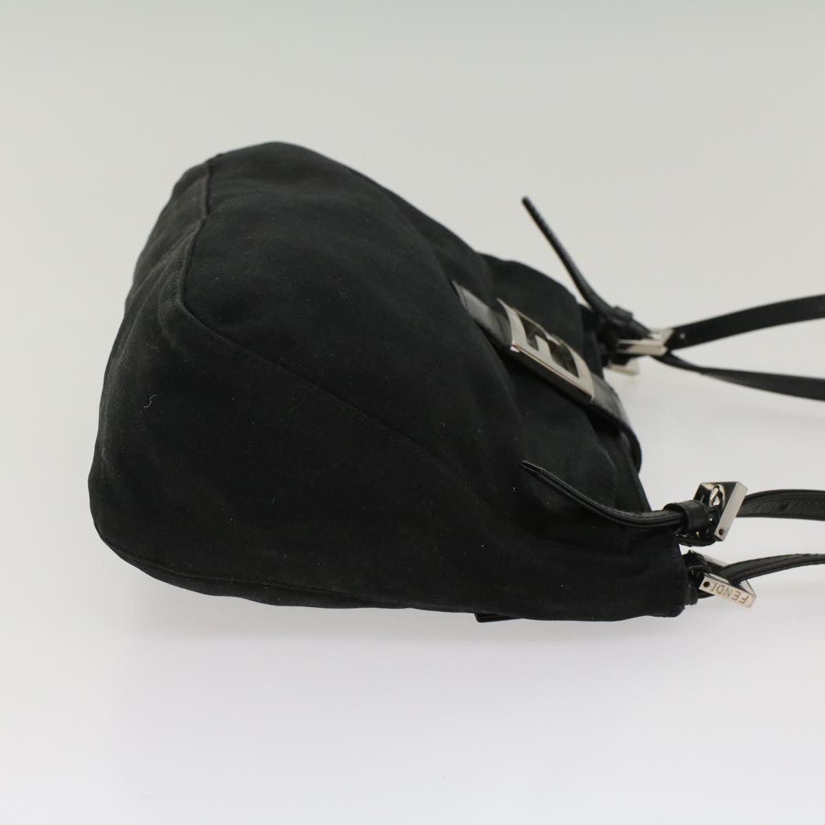 Luxury FendiMamma Baguette Shoulder Bag Nylon Black53012