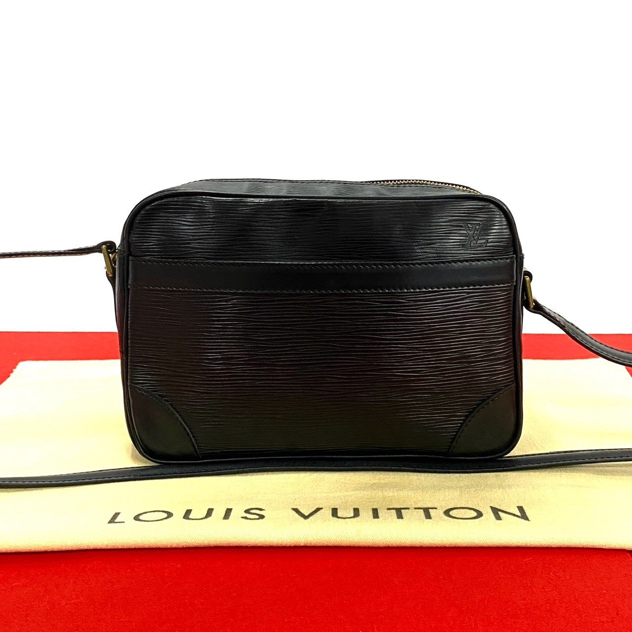 LOUIS VUITTON Shoulder Bag leather black Epi Trocadero24