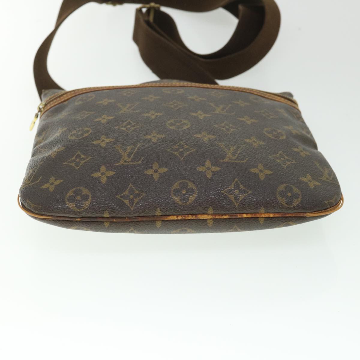 LOUIS VUITTON Monogram Pochette Bosphore Shoulder Bag M40044 LV 53304