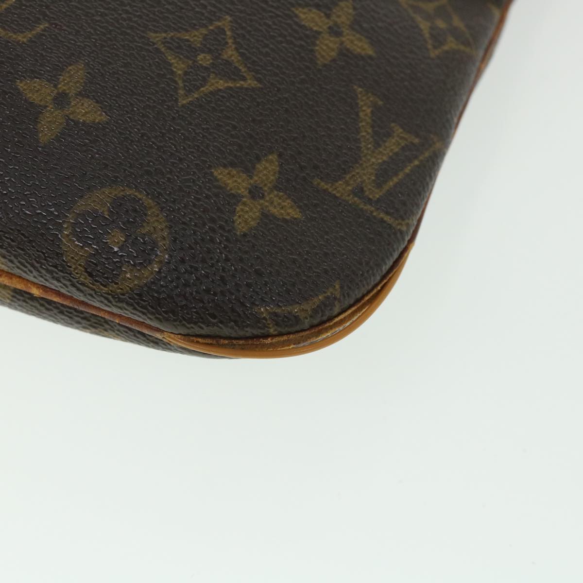 LOUIS VUITTON Monogram Pochette Bosphore Shoulder Bag M40044 LV 53304